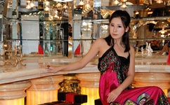 白丝极品老师娇喘呻吟小说